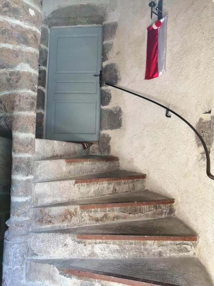 Meublé Maison des Princes de Monaco_Vic-sur-Cère